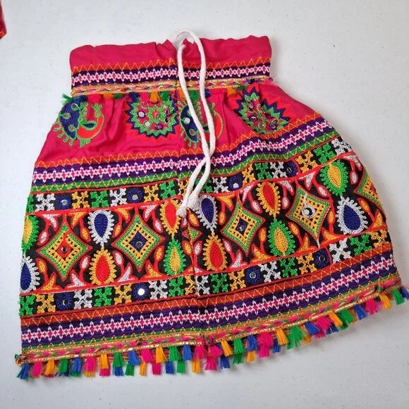 Traditional Indian Navratri Chania Choli Outfit Skirt Top Mirrored Embroidered - Picture 8 of 16